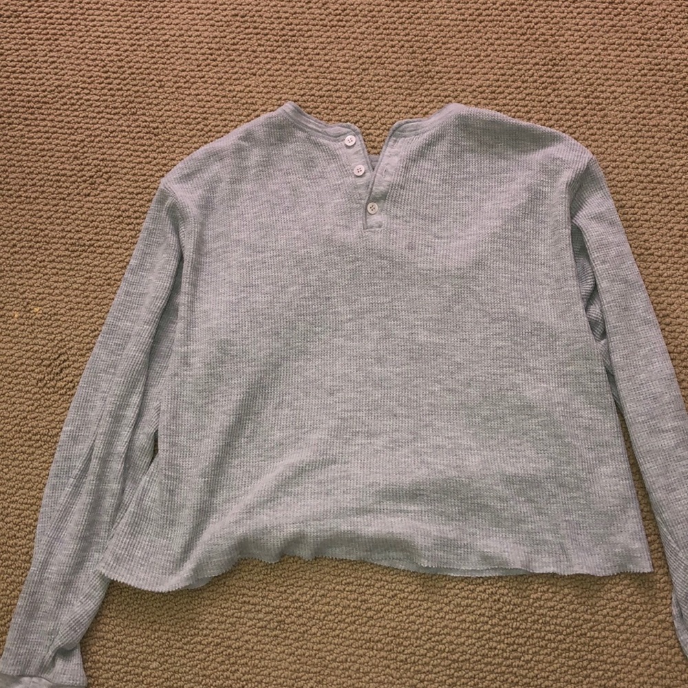 Brandy Melville shirt